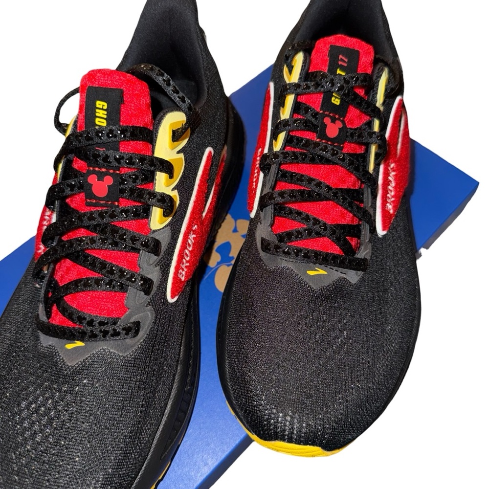 Brooks Ghost 17 Mickey Mouse Shoes - Picture 6 of 7